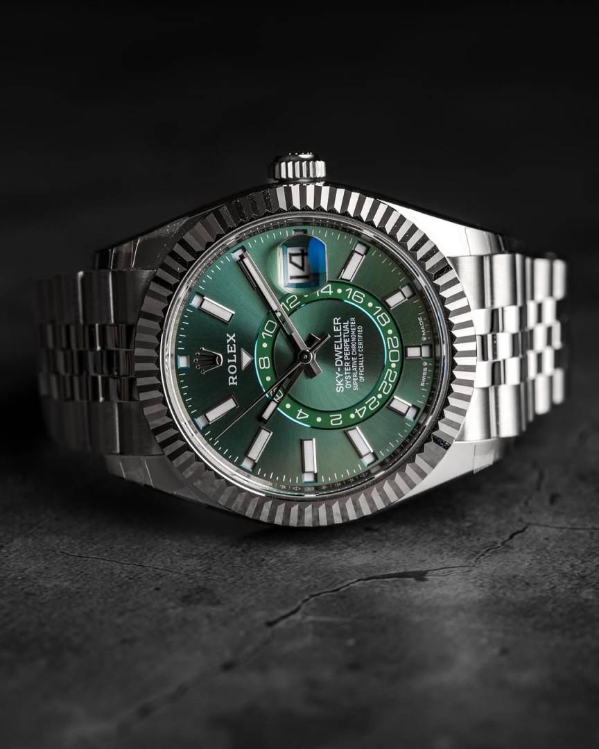 Rolex Oyster Perpetual Sky Dweller Silver-Green