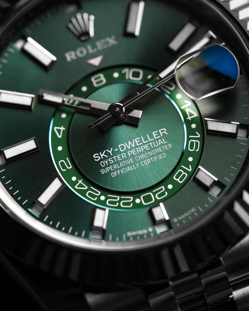 Rolex Oyster Perpetual Sky Dweller Silver-Green