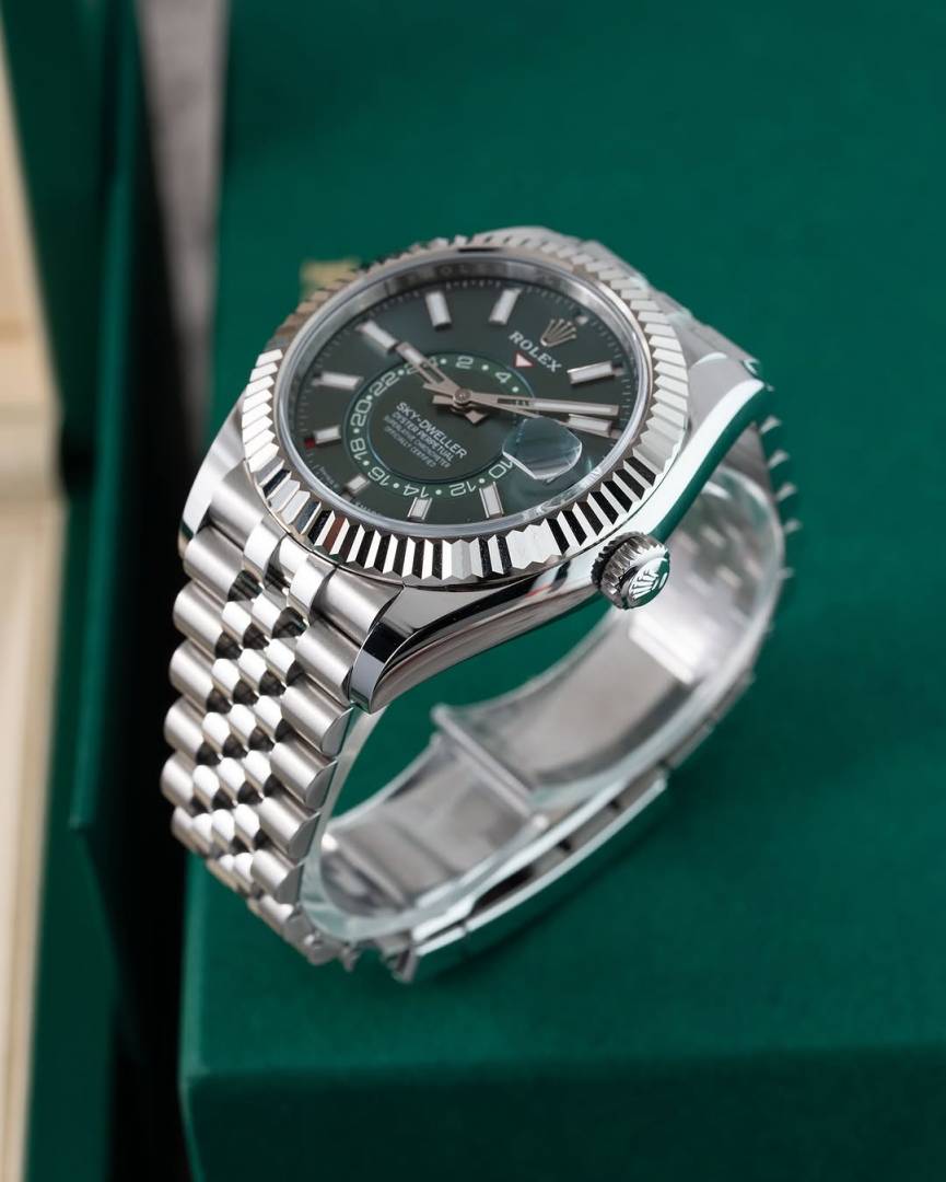 Rolex Oyster Perpetual Sky Dweller Silver-Green