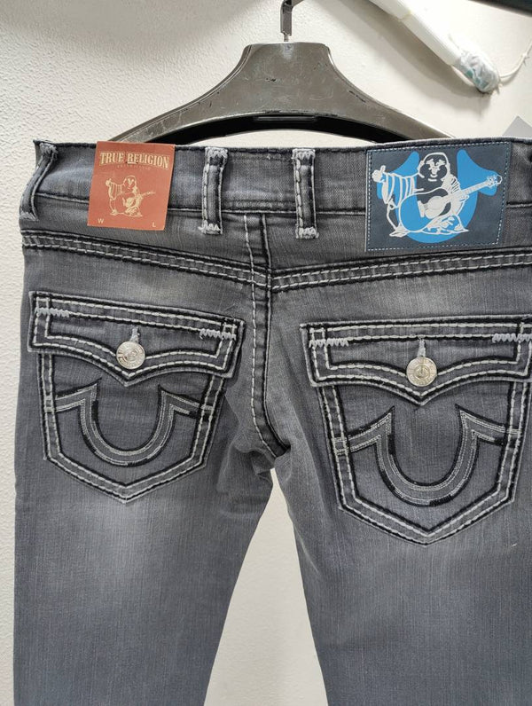 TRUE RELIGION IMPORTED STORE ARTICLE JEANS