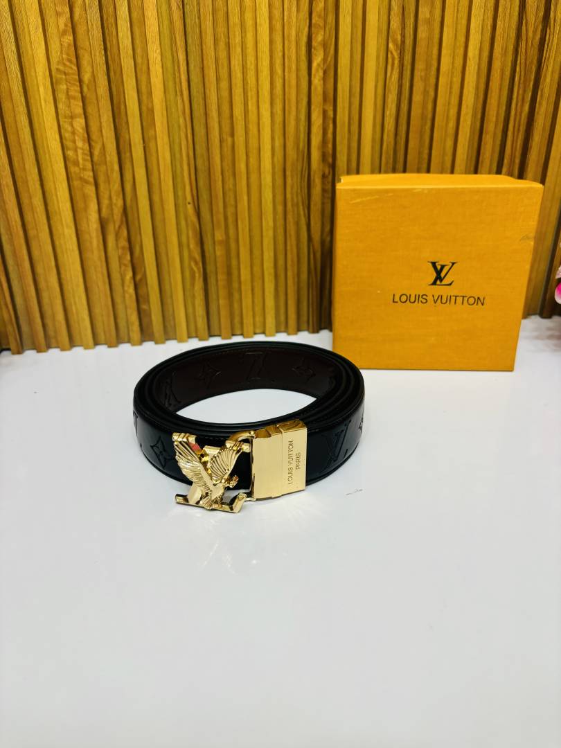 62 LV LOIUS VUTTON PREMIUM QUALITY REVERSIBLE BELT