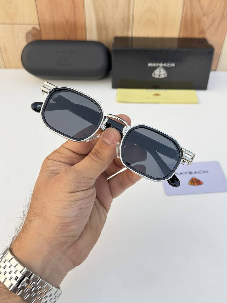 Maybach_2735_silver_black