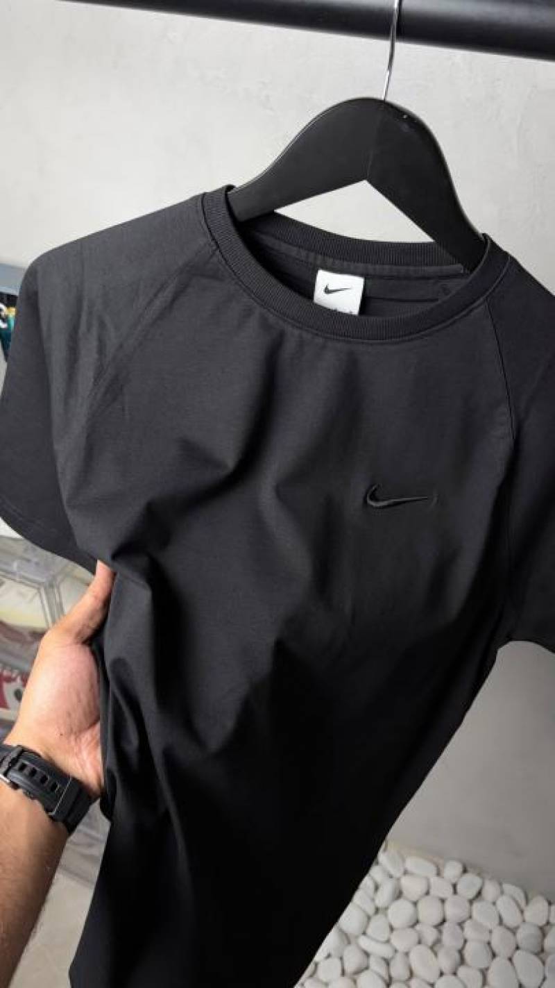 Nike Premium Round Neck T-Shirt 2652