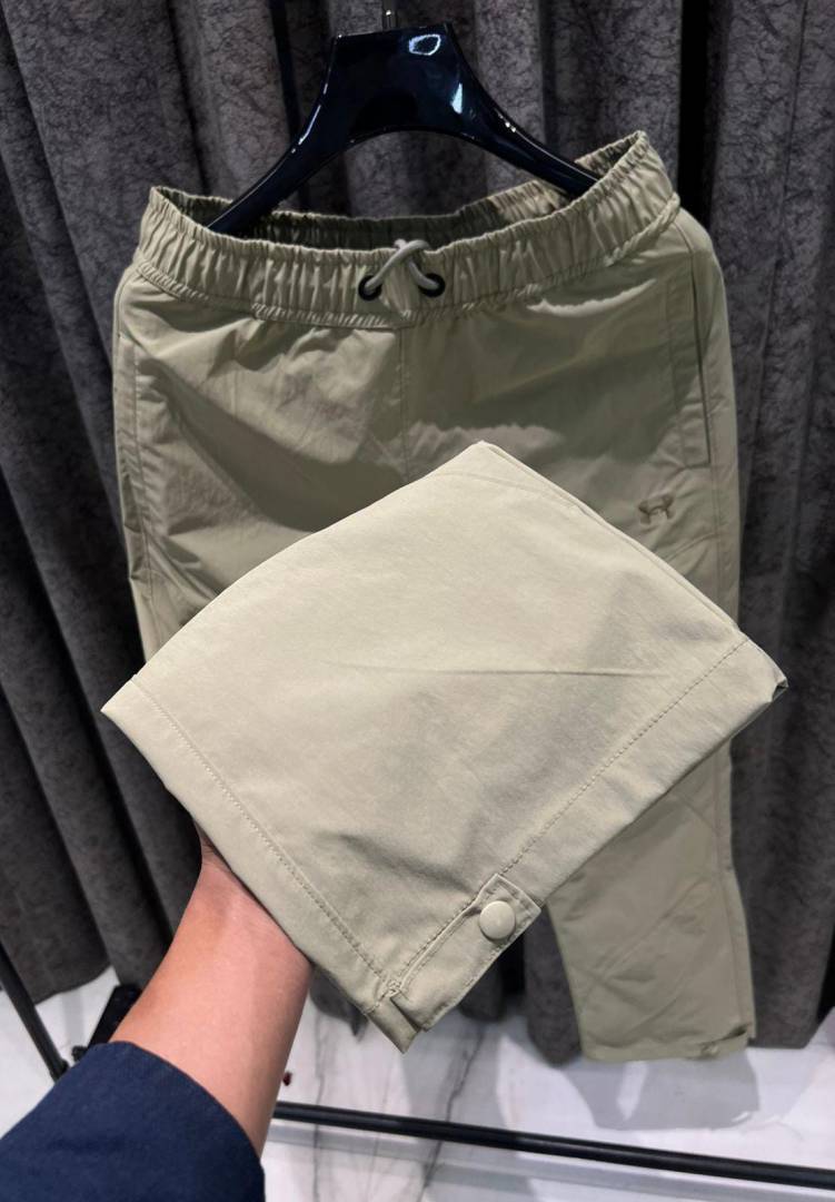 UNDER ARMOR STORE ARTICLE TRACK PANT
