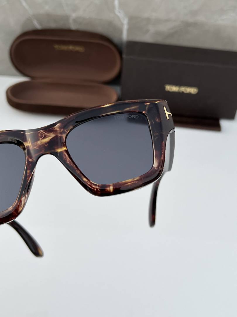 Tomfor 4184_tigerblack