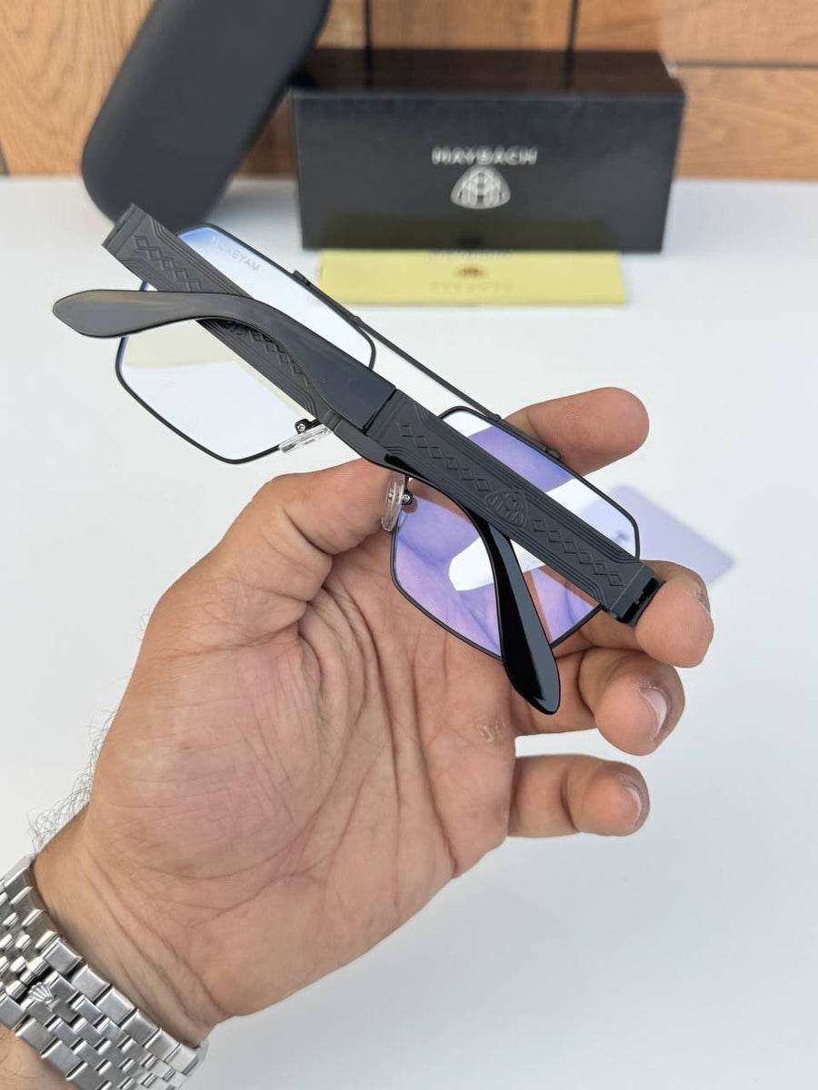 Maybac 7345 black plano