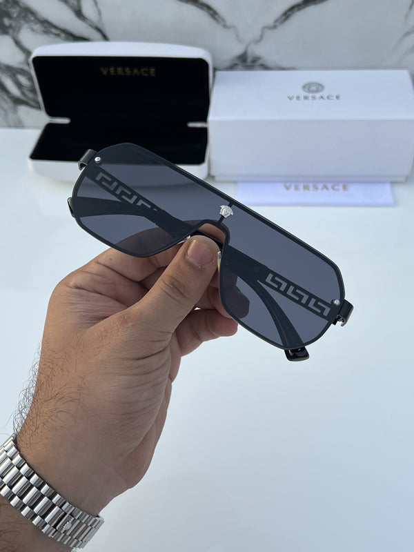 Versace_128_full_black