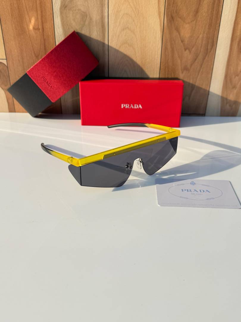Prada 217 yellow black