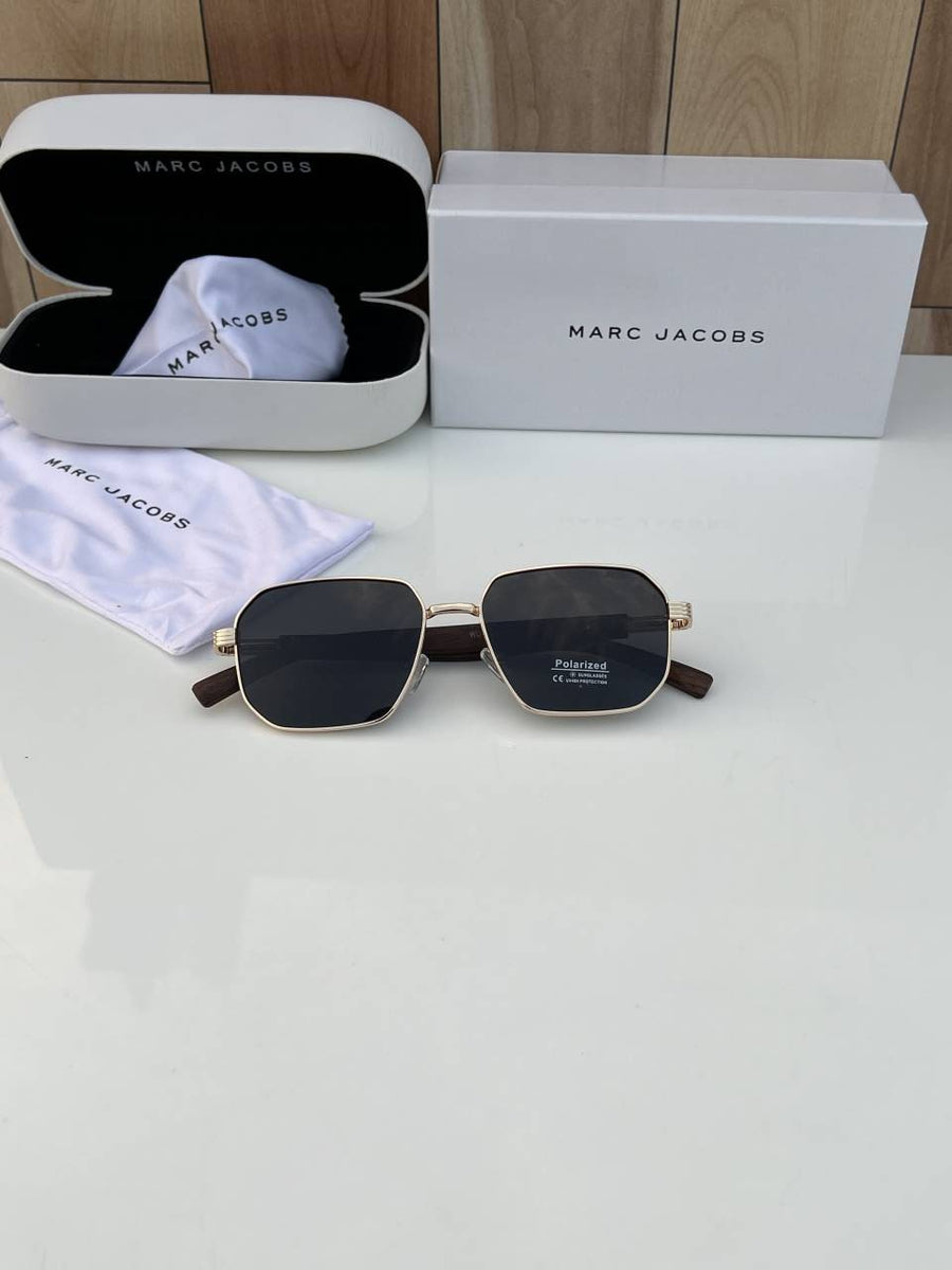 Marc_jacobs_14103_gold_black