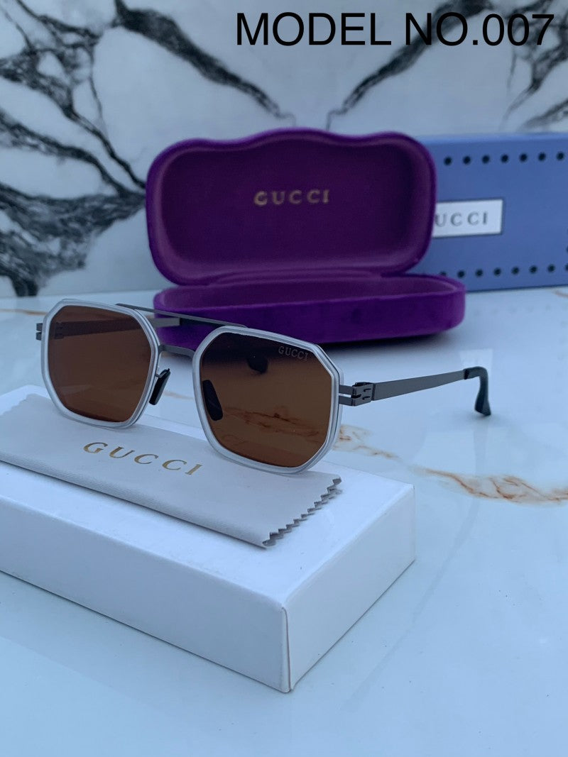 Gucci_007_white_brown