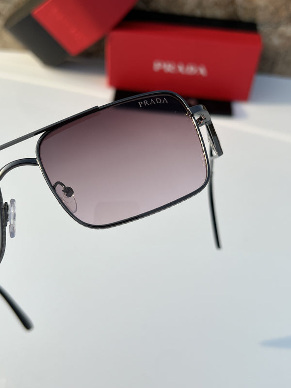 Prada_489_pink