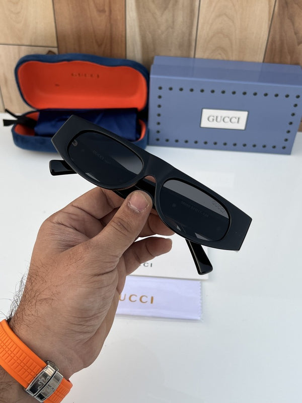 Gucci_58090_full_black