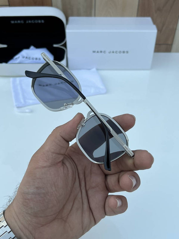 Marc_jacobs_98277_silver_black