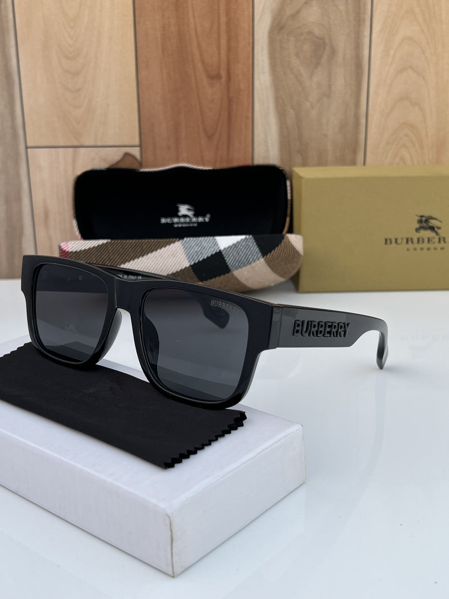 Burberry_wayfero_full_black