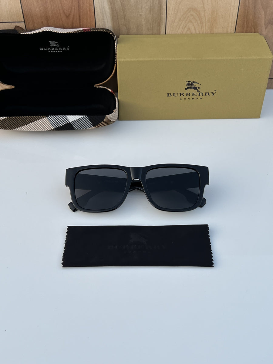 Burberry_wayfero_full_black