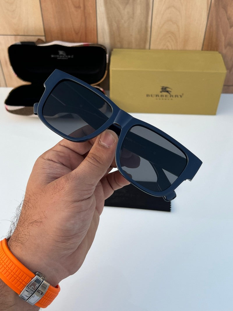 Burberry_wayfero_blue_black