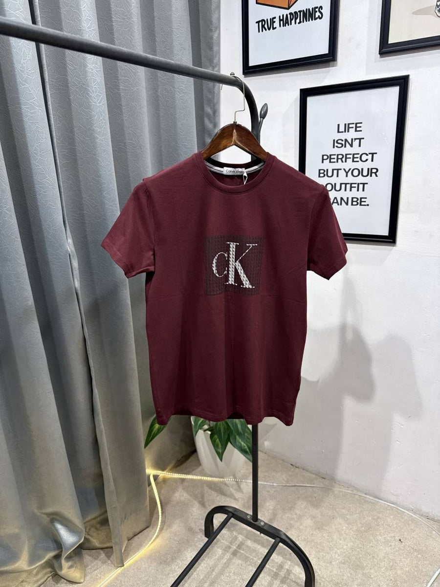 Calvin klei imported round neck tshirt wine