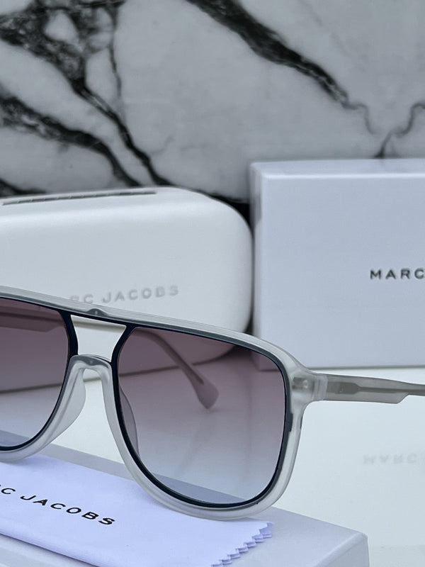 Marc_jacobs_1010_white_brown