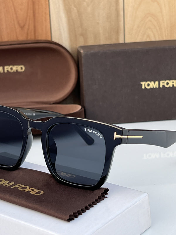 Tom forr_8804_black