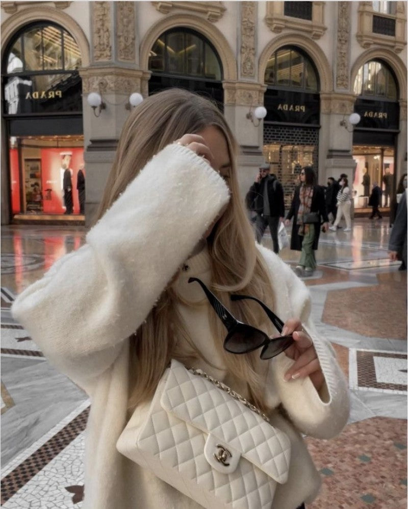 Chanel_Jumbo_Classic_Flap_White_With_OriginalBox
