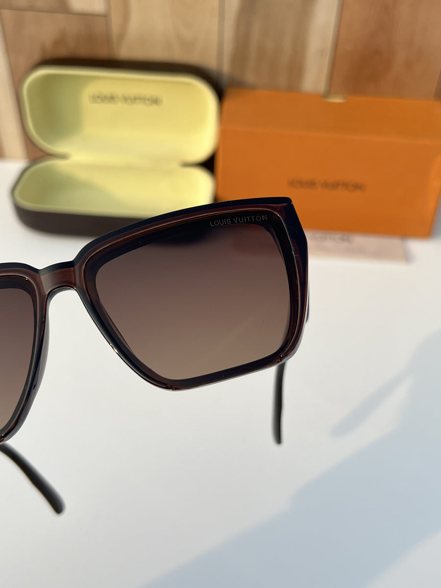 Louis Vuitton_80224_brown