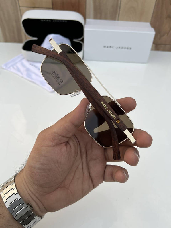 Marc_jacobs_14104_gold_brown