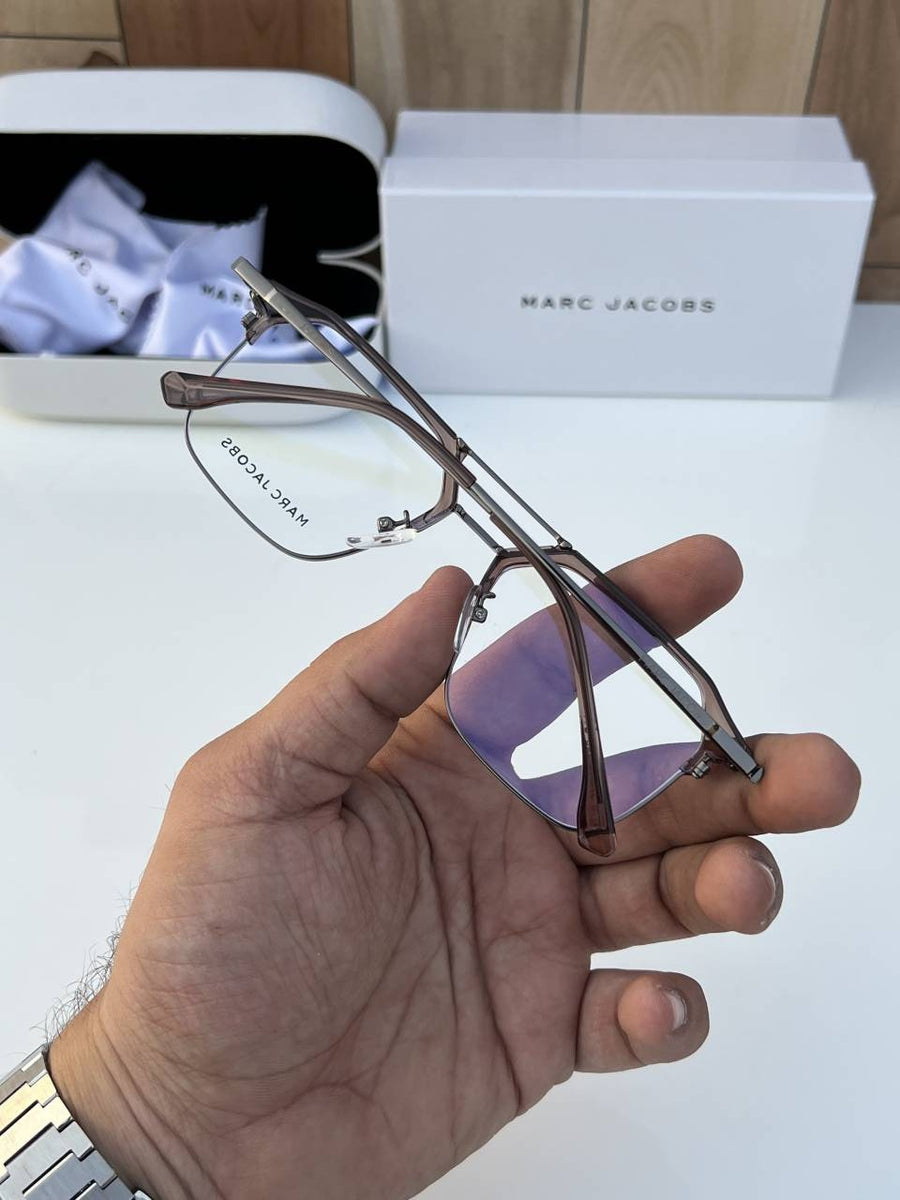 Marc_jacobs_brown_frame