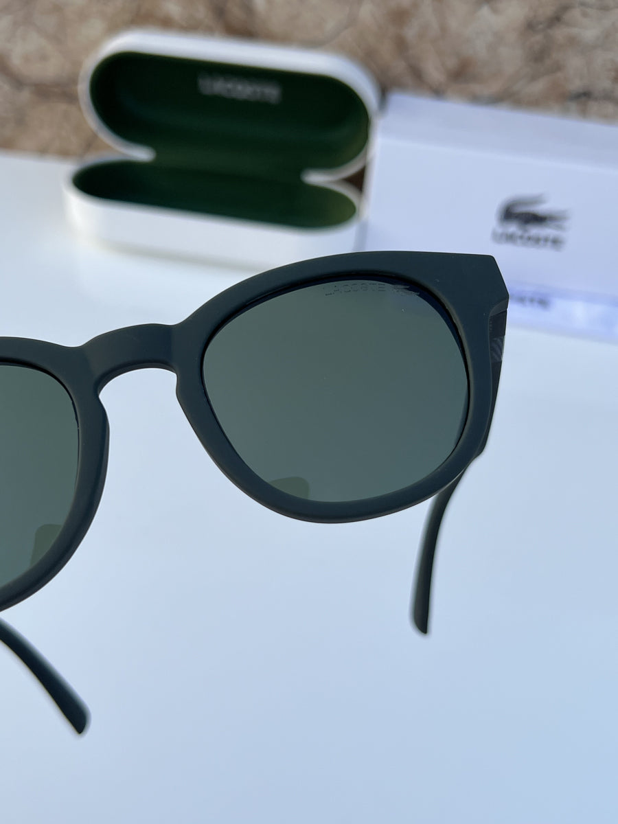 Lacoste_5906_matt_green