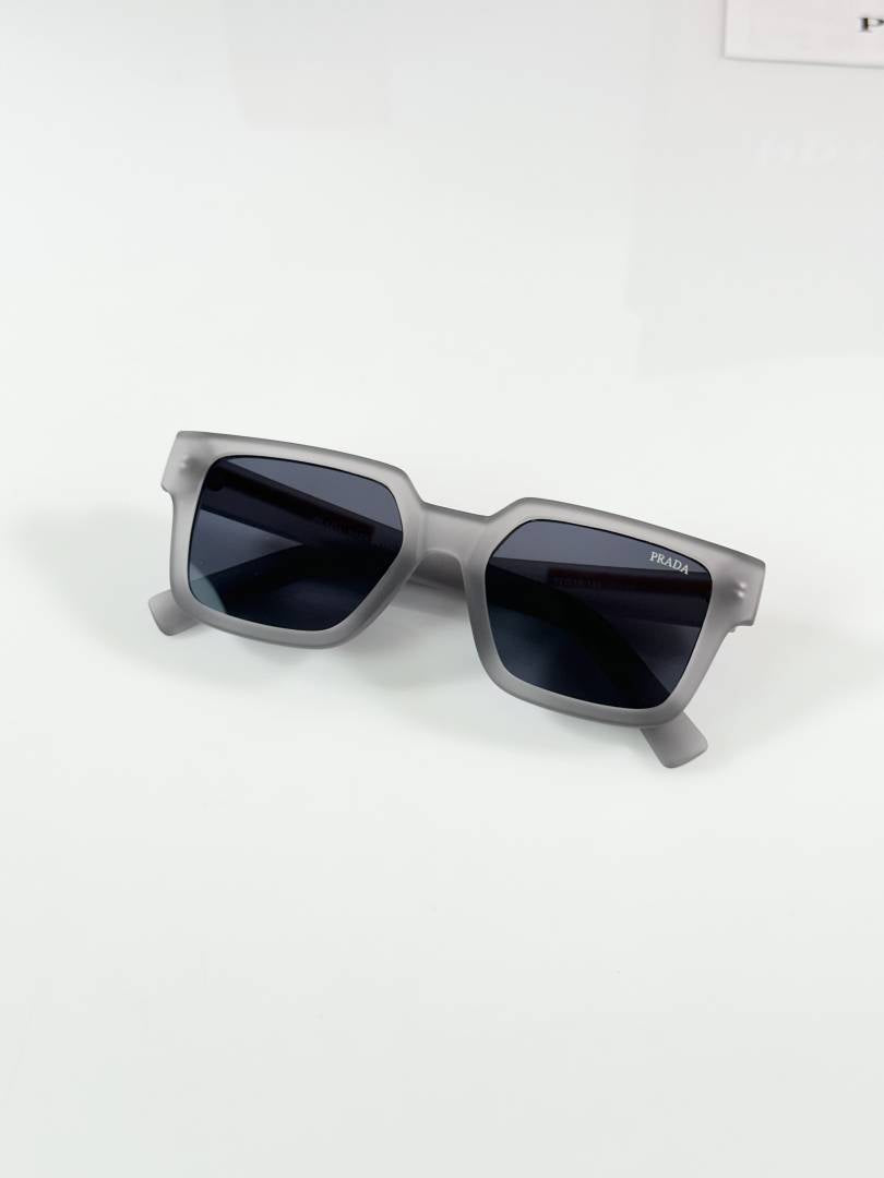 Prada 8720 Grey Black