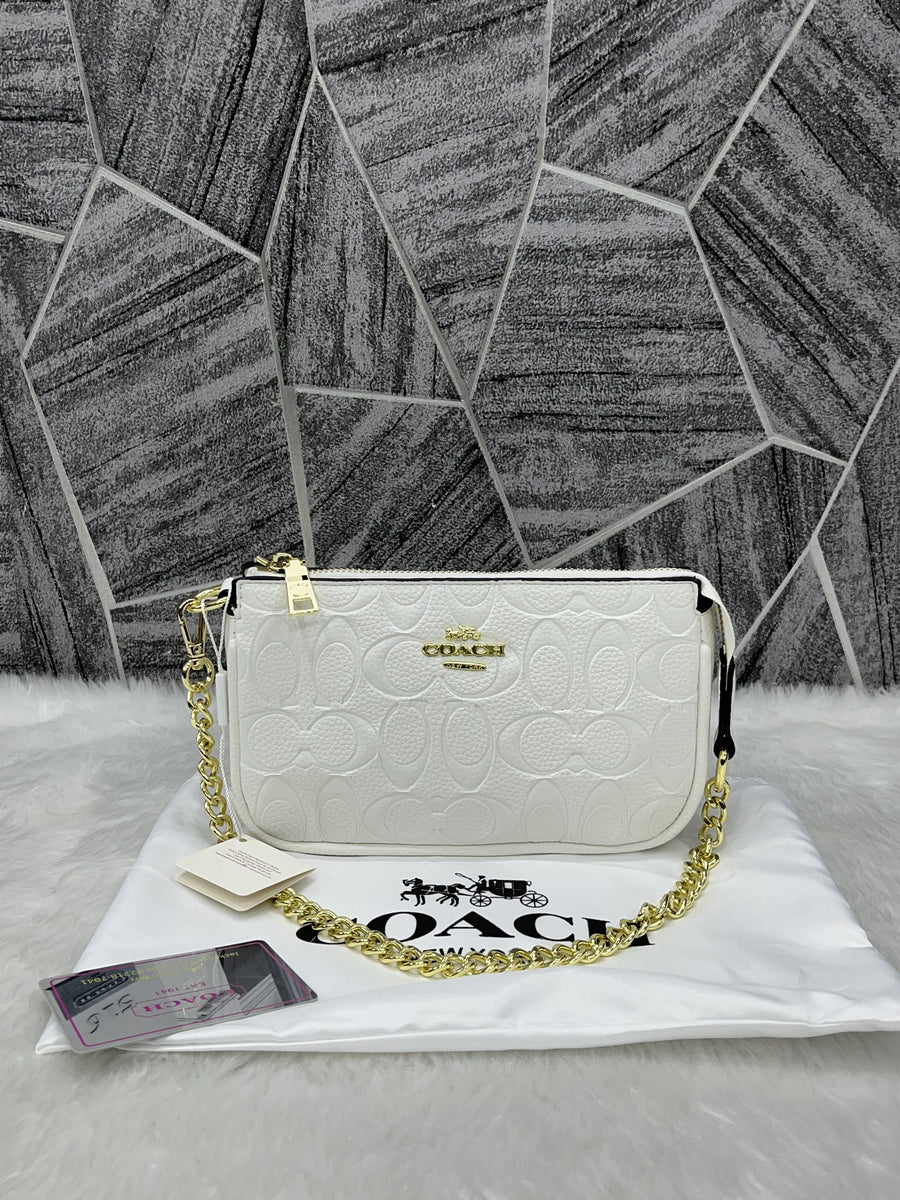 Coach_Large_White_Wristlet_With_DustCover