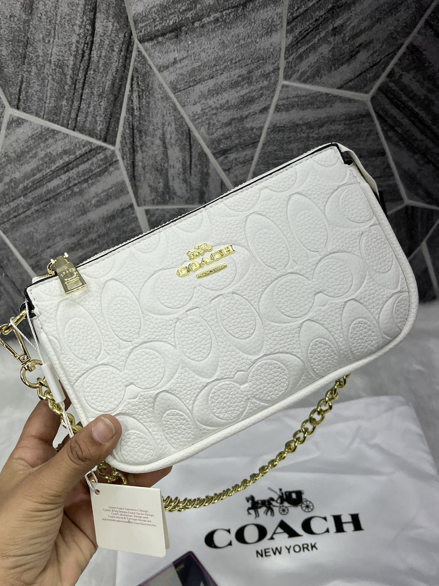 Coach_Large_White_Wristlet_With_DustCover