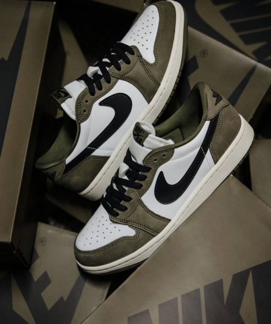 Nike AIR JORDAN 1 LOW OG MEDIUM OLIVE