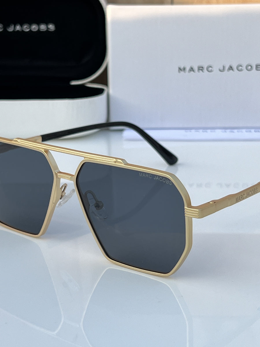 Marc_jacobs_510_gold_black