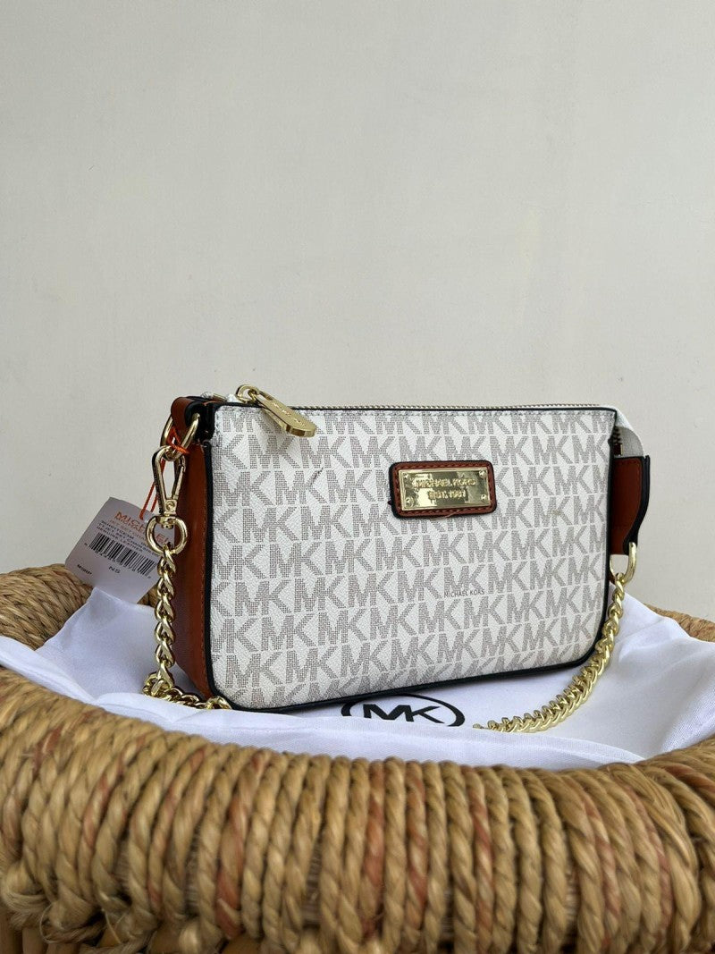 Michael Kors_Chain_Pouchette_With_DustCover