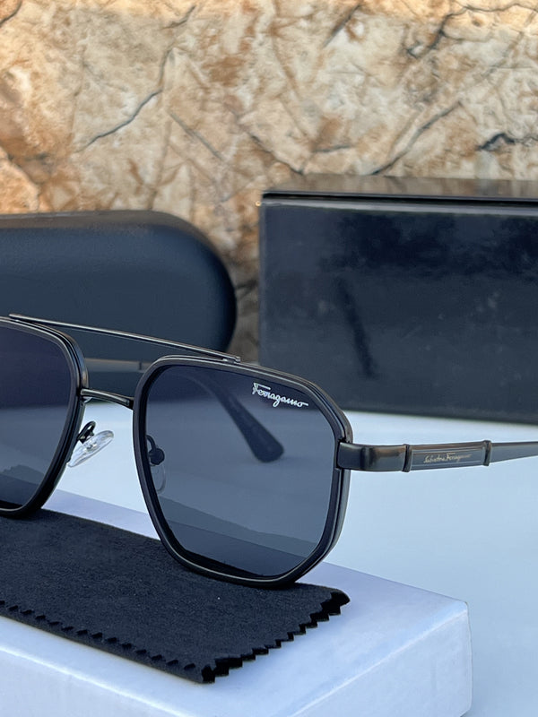 Ferragamo_294_full_black