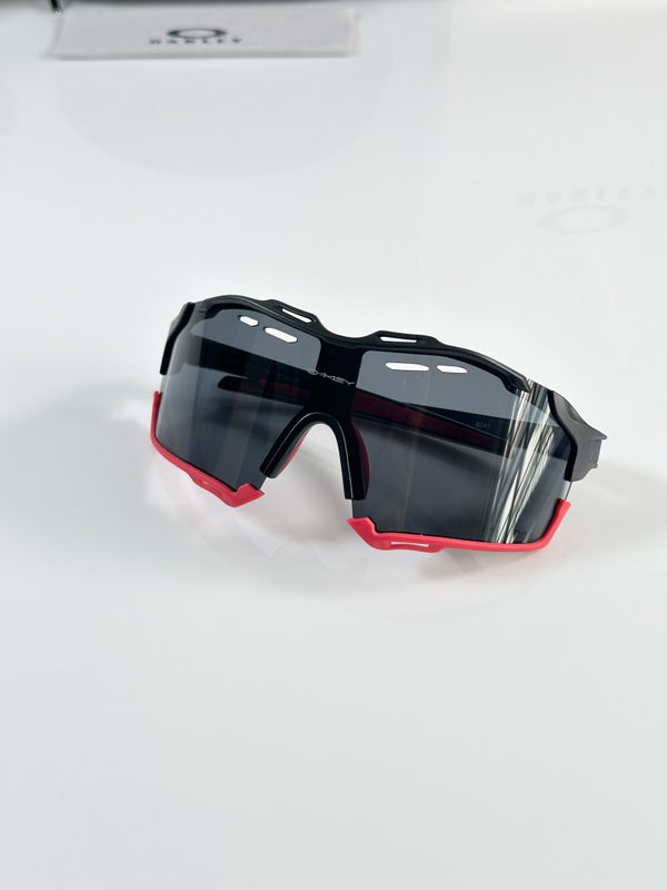 Okley 8241 Black Red