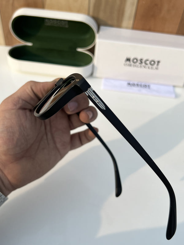 Moscot_98122_matt_black