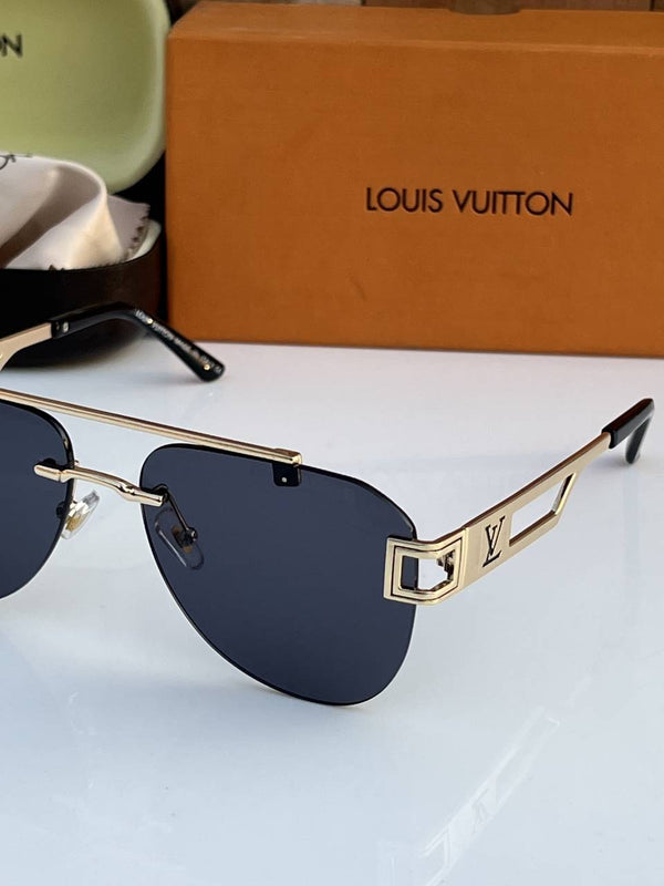 Louis Vuitton_3094_gold_black