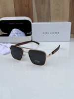 Marc_jacobs_14104_gold_black