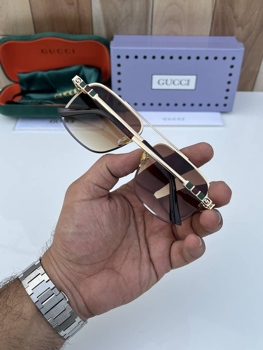 Gucci_23242_gold_brown