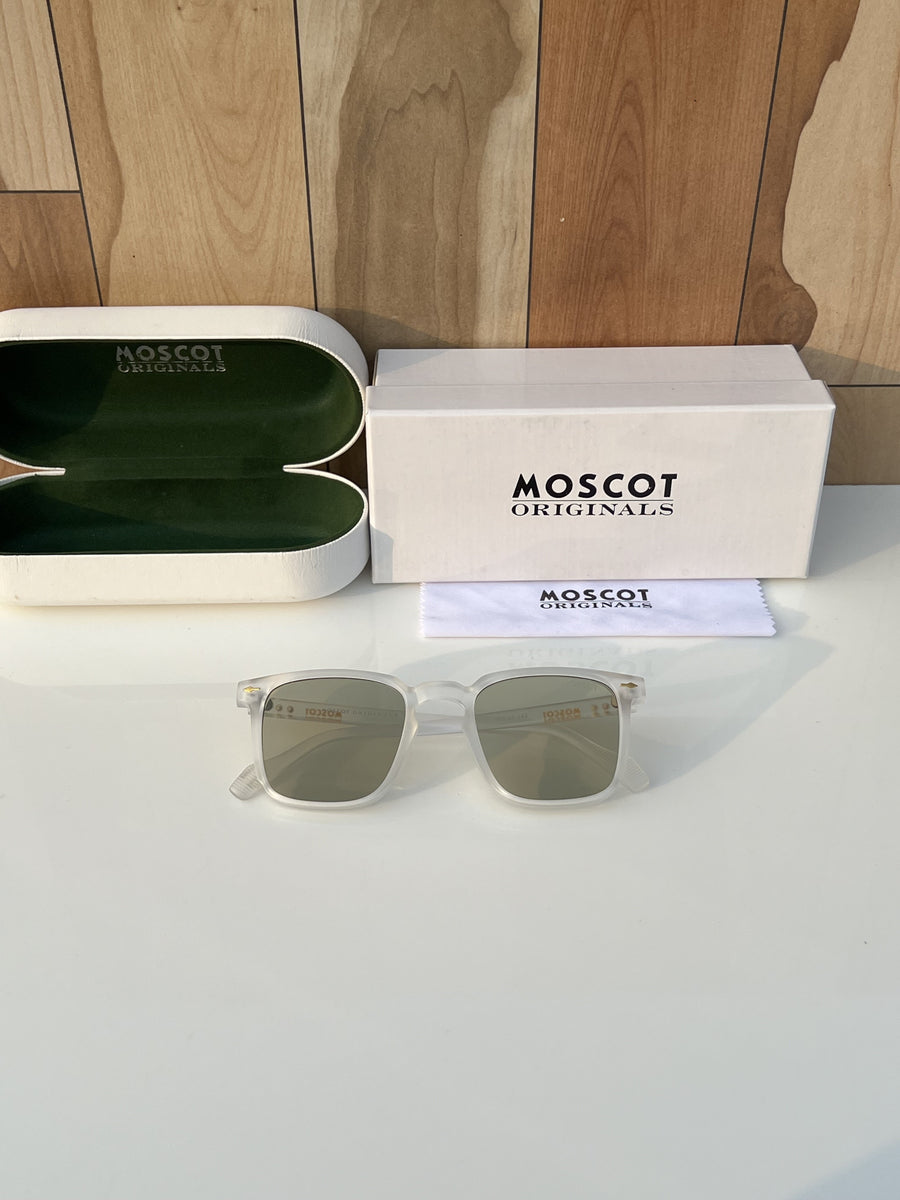 Moscot_2339_white_green