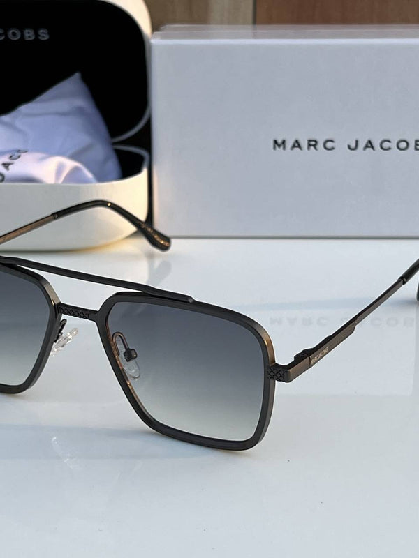 Marc_jacobs_505_green_shaded