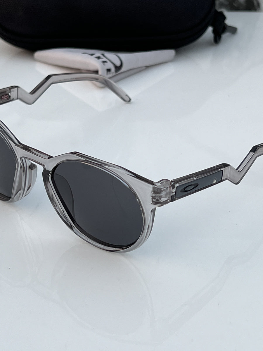 Oakley_9464_grey_black