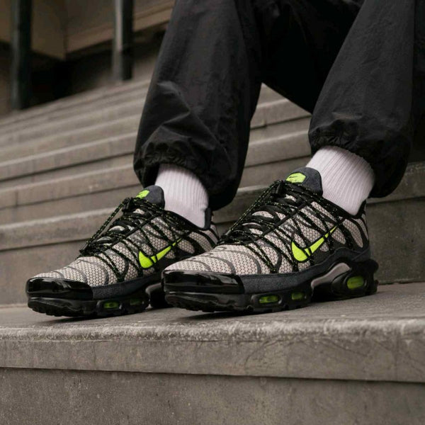 Nike Airmax Plus Utility Tan Volt 2387
