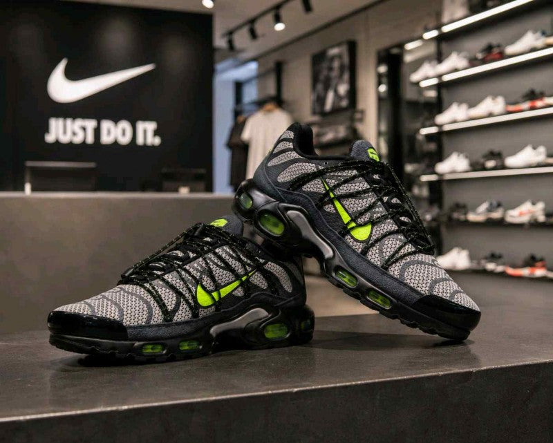 Nike Airmax Plus Utility Tan Volt 2387