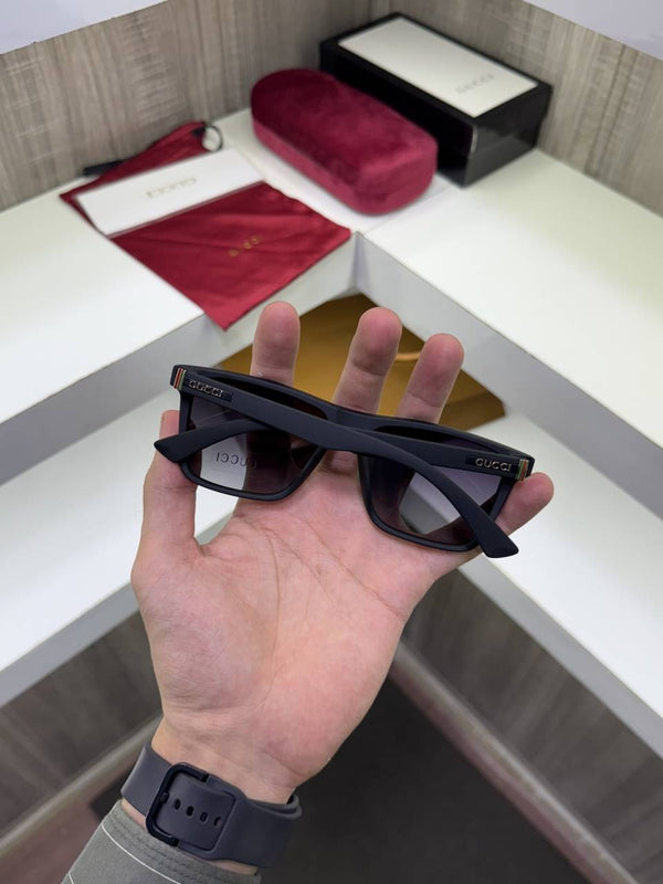 Gucci 69013 Premium sunglass (Matt Black)