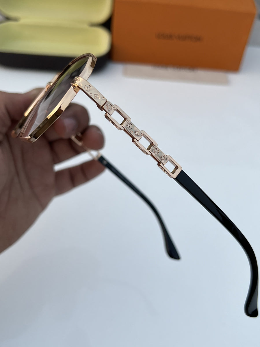 Louis Vuitton_430_gold_pink