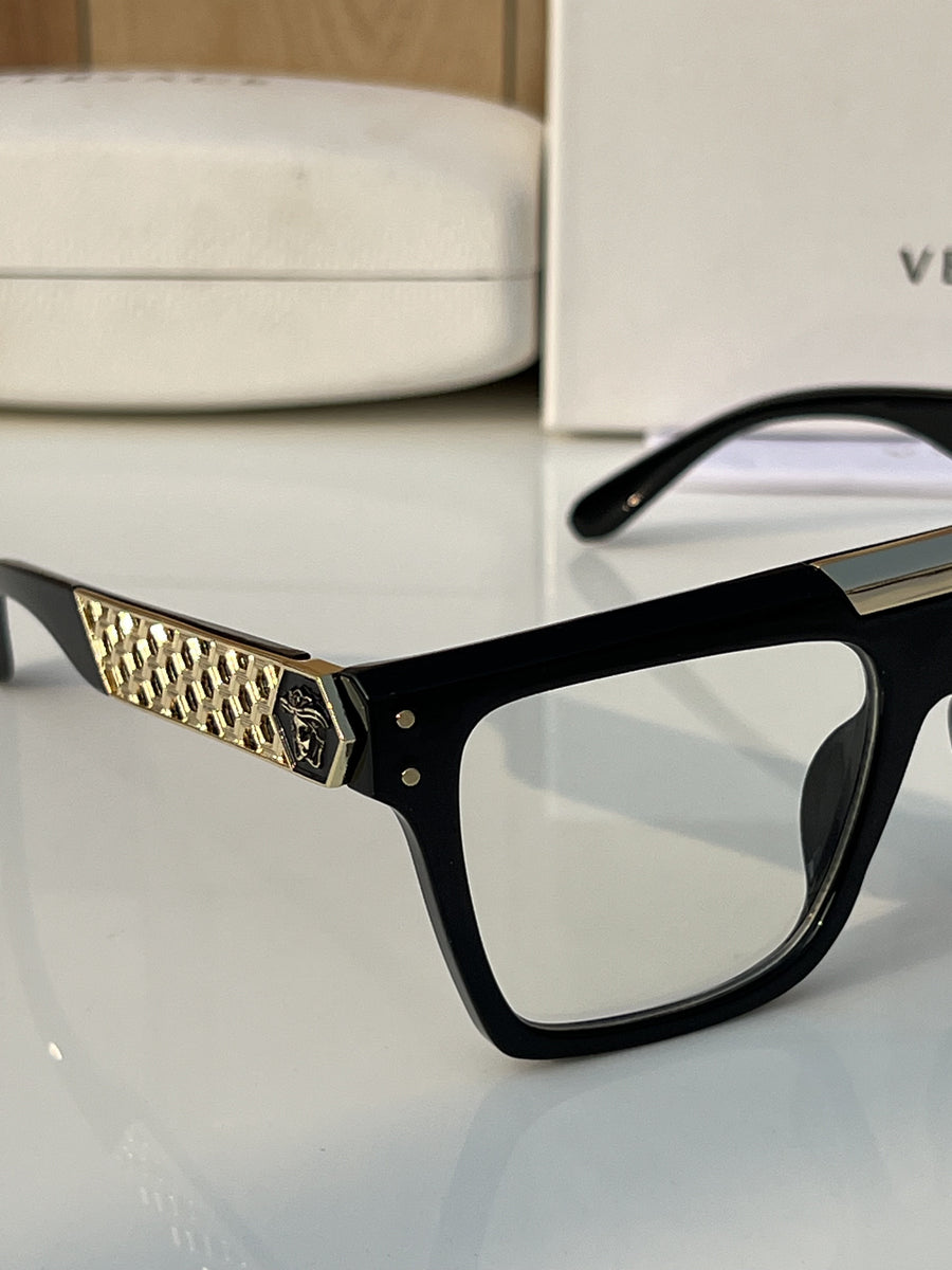 Versace_216_black_plano