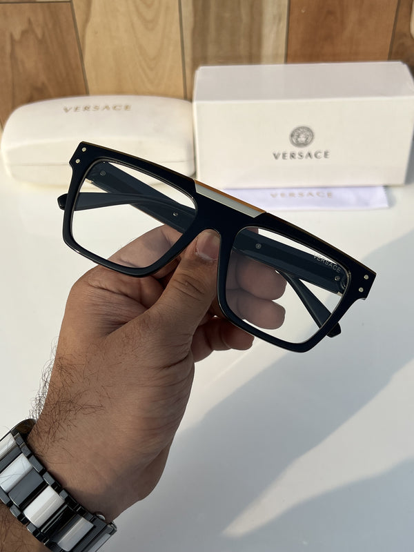 Versace_216_black_plano