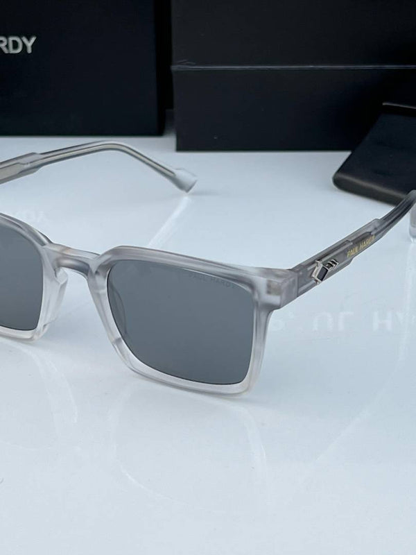 Paul hardy 3221 grey white